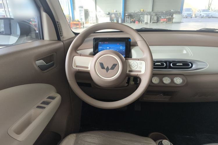 Used Wuling Hongguang MINIEV 2025 Four-Door Version Advanced Edition
