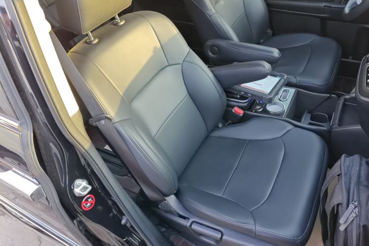 Used Honda Elysion 2016 2.4L Classic Edition
