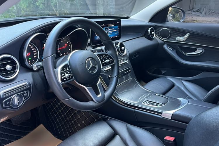 Used Mercedes-Benz C-Class 2019 C 180 L Fashion Edition Sport Version
