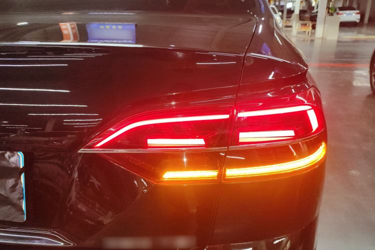 Used Volkswagen Phideon 2019 380TSI Two-Wheel Drive Business Edition China VI Standard
