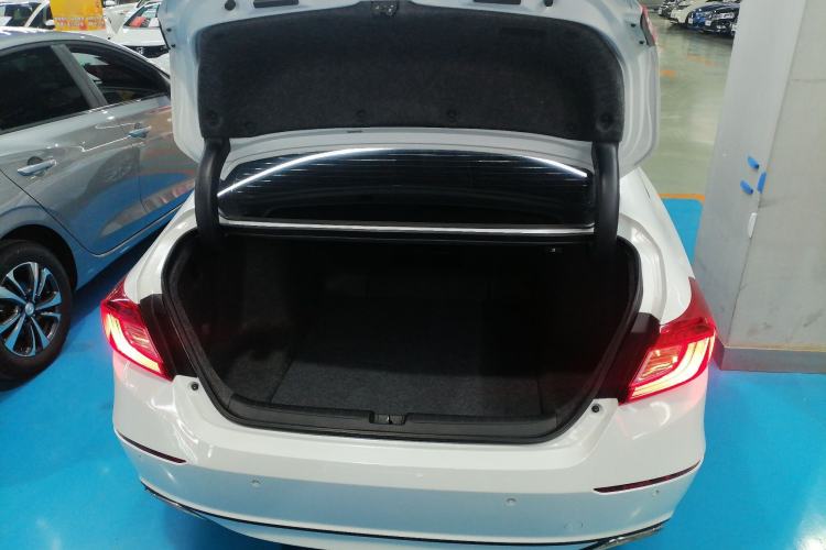 Used Honda Accord 2018 260TURBO Luxury Edition China V Emission Standard
