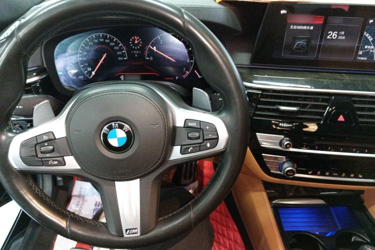 Used BMW 5 Series 2019 Facelifted 530Li Leading Edition M Sport Package
