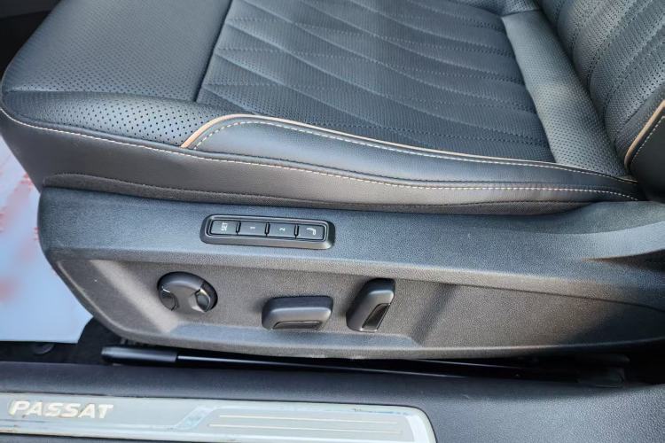 Used Volkswagen Passat 2019 330TSI Prestige Edition China VI Standard