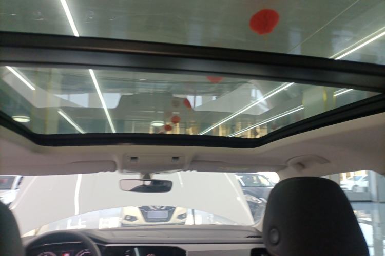 Used Volkswagen Tayron 2020 330TSI Two-Wheel Drive Luxury Smart Connectivity Version