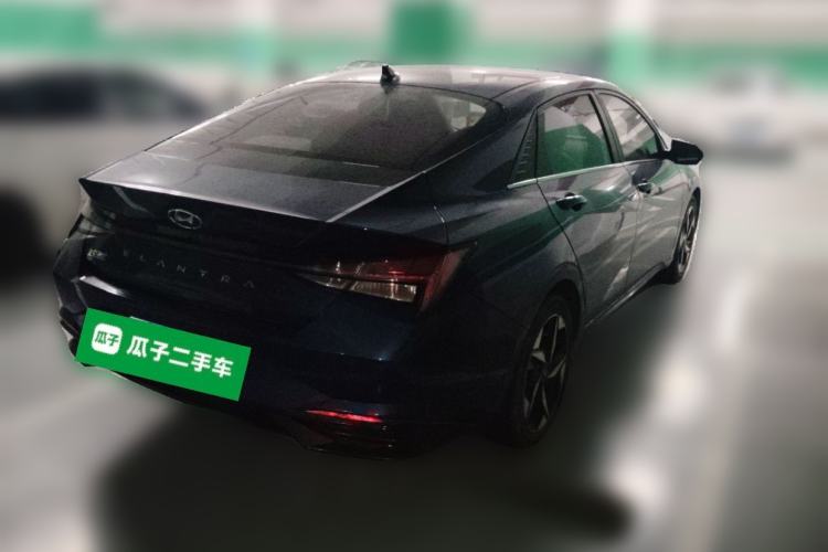 Used Hyundai Elantra 2021 1.5L CVT LUX Prestige Edition
