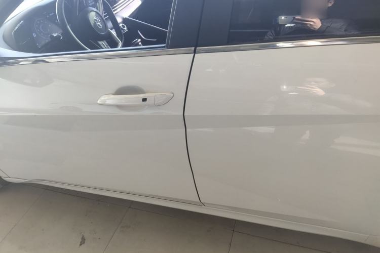 Used Hyundai Elantra 2021 1.5L CVT GLX Elite Edition
