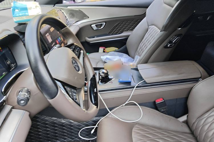 Used BYD Han 2023 EV Champion Edition 605KM Front-Drive Premium Model
