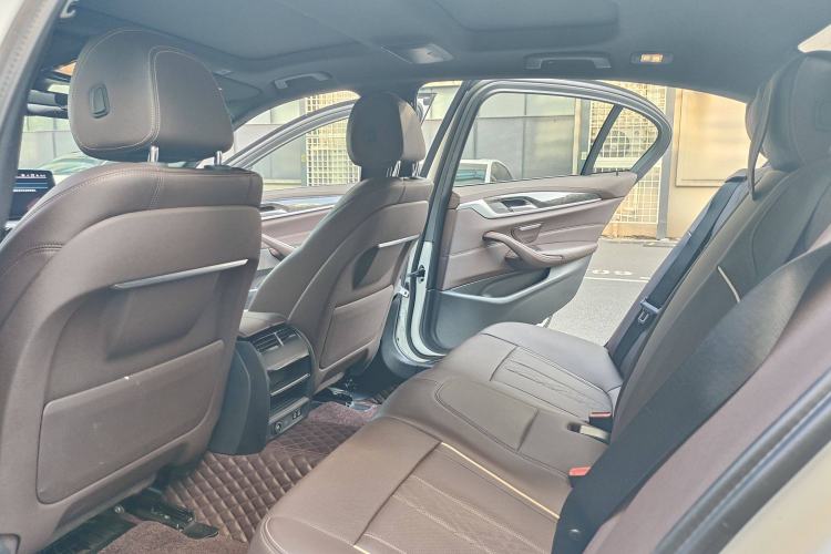 Used BMW 5 Series New Energy 2022 Restyled 535Le M Sport Package