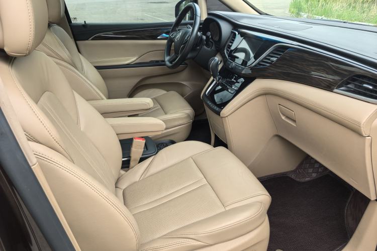 Used Buick GL8 2017 ES 28T Luxury Model China V Standard
