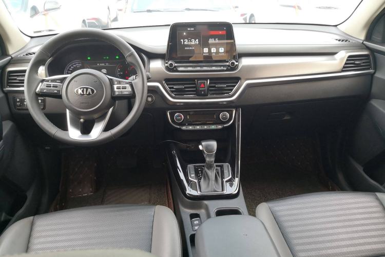 Used Kia Sportage R 2018 2.0L Automatic Smart Luxury Version China V Standard
