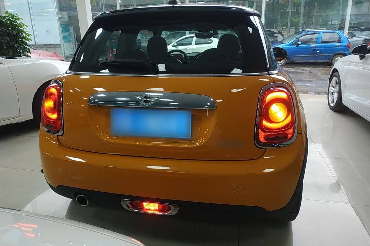 Used  MINI 2016 1.5T COOPER
