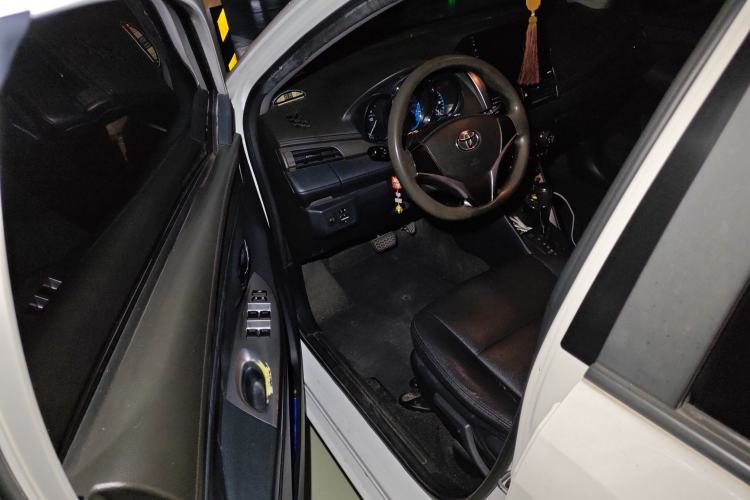 Used Toyota YARiS L Zhi Xian 2015 1.5E Automatic Charm Edition