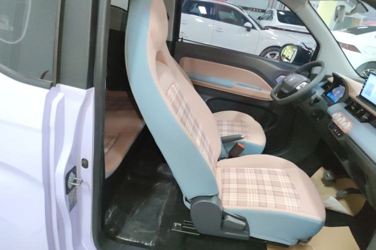 Used Chery QQ Ice Cream 2024 Edition Youth Version 205km Sundae