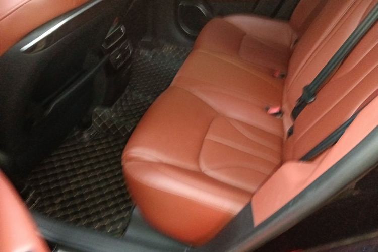 Used Geely Auto Emgrand GT 2015 Diplomatic Limited Edition 1.8T Collector's Model
