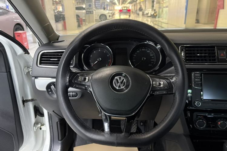 Used Volkswagen Sagitar 2018 1.6L Automatic Comfort Model
