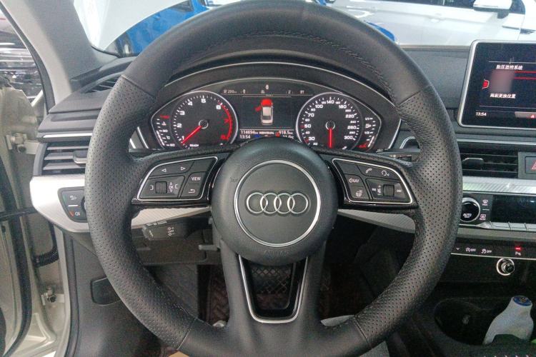 Used Audi A4L 2017 40 TFSI Fashion Model
