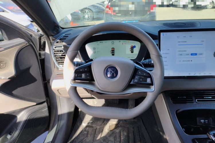 Used BYD Han 2025 EV Intelligent Driving Edition 701KM LiDAR Flagship Model
