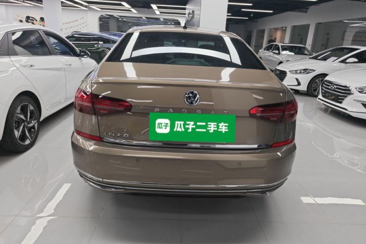 Used Volkswagen Passat 2019 330TSI Luxury Edition China VI Standard