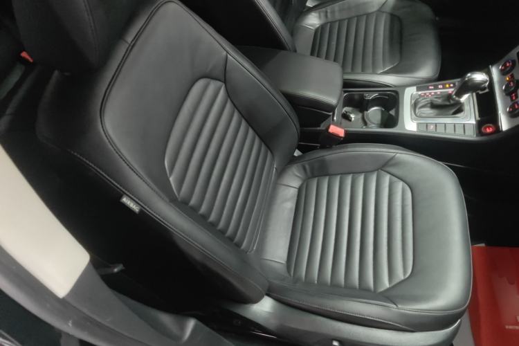 Used Volkswagen Magotan 2016 1.8TSI Smart Enjoyment Leading Model
