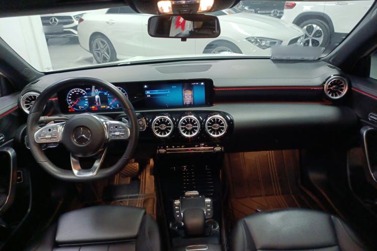 Used Mercedes-Benz A-Class 2022 Second Facelift A 200 L Sport Sedan Fashion Version
