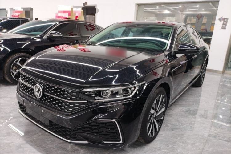 Used Volkswagen Passat 2022 330TSI Starry Luxury Edition