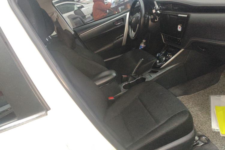 Used Toyota Corolla 2017 Revised Dual-Engine 1.8L E-CVT Leading Edition