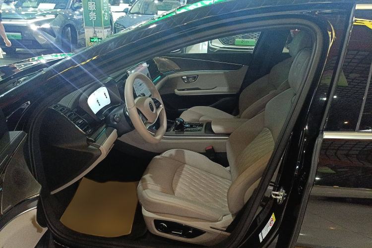 Used BYD Han 2025 EV Intelligent Driving Edition 701KM LiDAR Flagship Model
