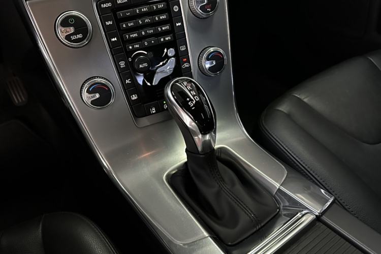 Used Volvo S60 2019 S60L Facelift T5 Smart Luxury Elite Edition
