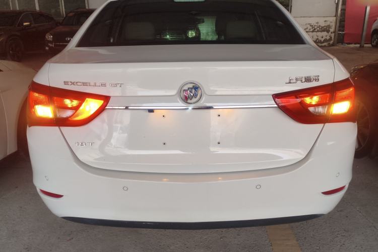 Used Buick GT 2016 18T Dual-Clutch Elite Model
