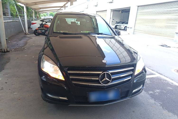 Used Mercedes-Benz R-Class 2014 R 320 4MATIC Business Model