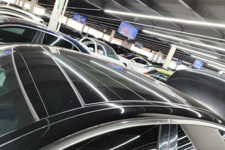 Used Mercedes-Benz E-Class 2019 Restyled E 300 L Sporty and Stylish Edition
