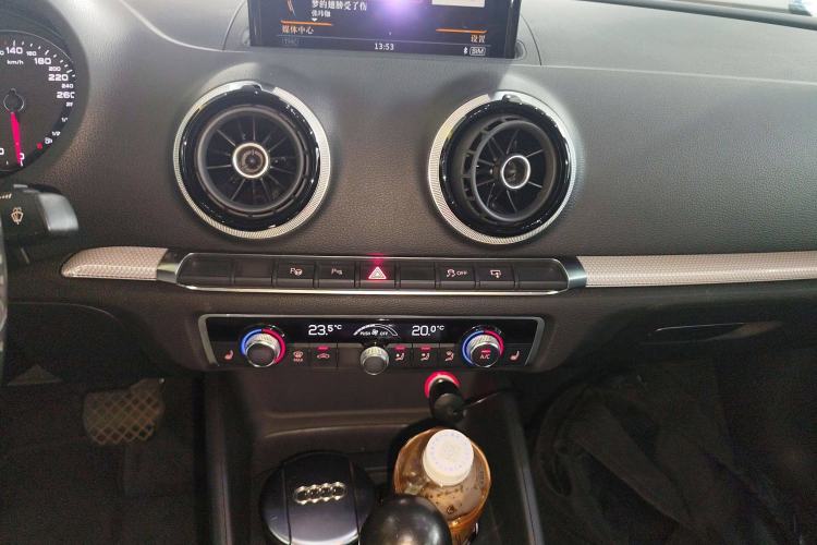 Used Audi A3 2016 Limousine 40 TFSI Luxury Model
