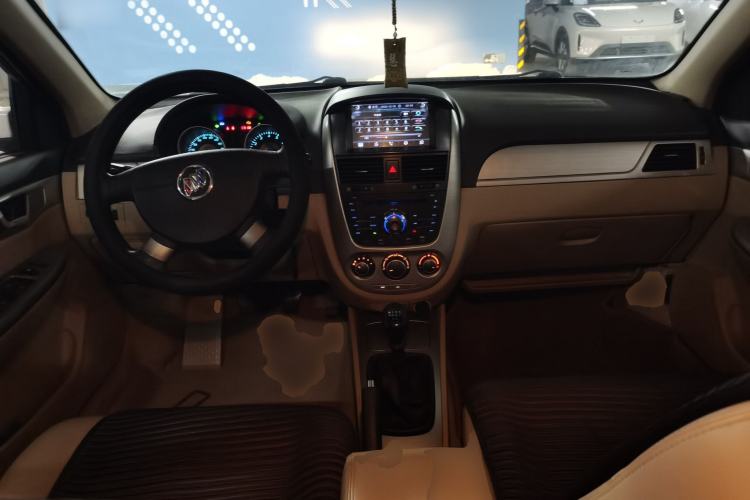 Used Buick Excelle 2013 1.5L Manual Classic Model
