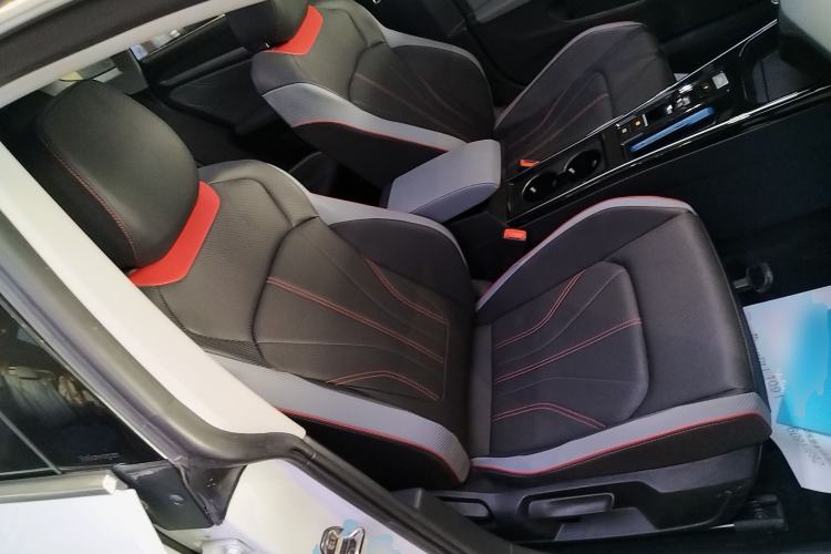 Used Volkswagen Lamando 2025 Lavida L 280TSI DSG Cool & Spicy Edition
