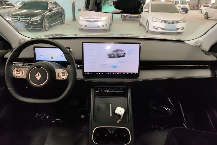 Used Baojun Yunhai 2024 140km Plug-in Hybrid Version