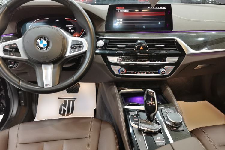 Used BMW 5 Series 2020 525Li M Sport Package
