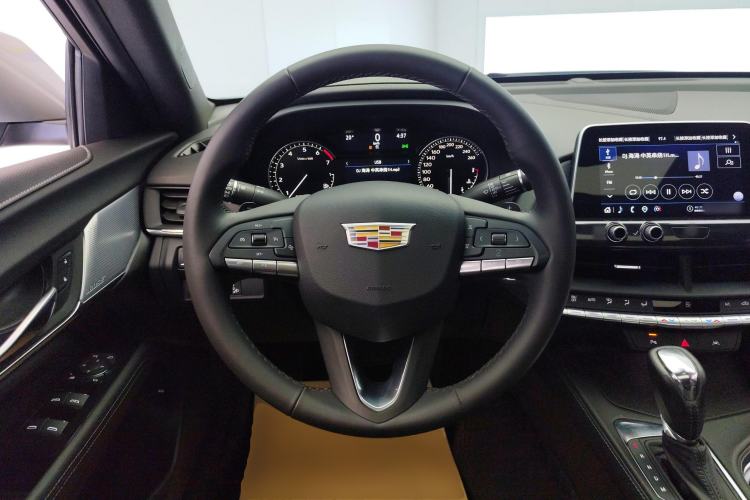 Used Cadillac CT4 2023 25T Luxury Model
