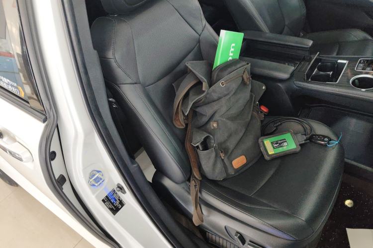 Used Toyota Sienna 2021 2.5L Hybrid Premium Edition
