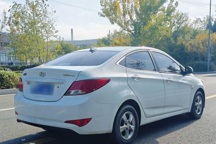 Used Hyundai Verna 2014 1.4L Automatic Smart GLS
