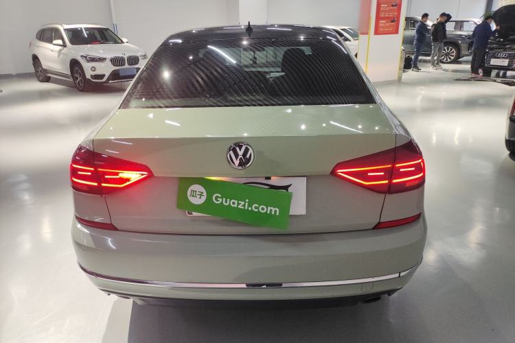 Used Volkswagen Passat 2016 330TSI DSG Luxury Edition
