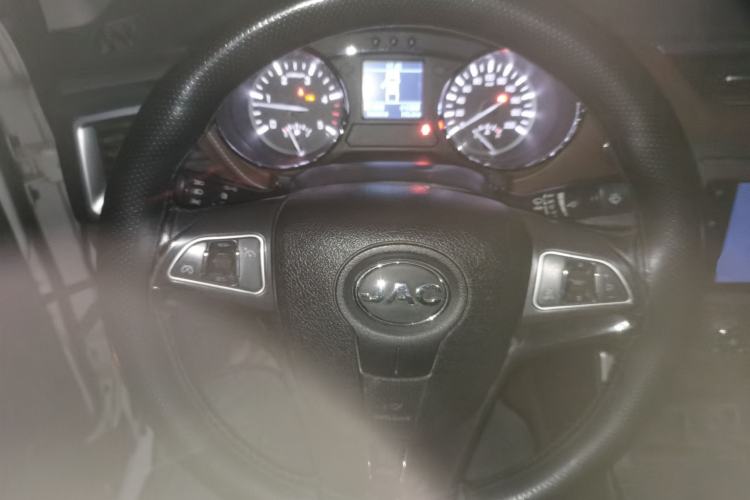 Used  T8 2018 2.0T Diesel Two-Wheel Drive Prestige Version Big Double HFC4DB2-1D1
