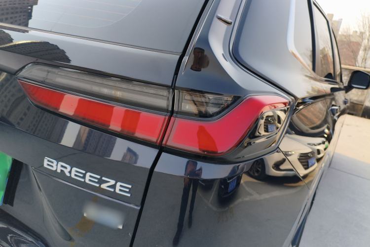 Used Honda Breeze 2023 240TURBO Two-Wheel-Drive Luxury Edition 5 Seats