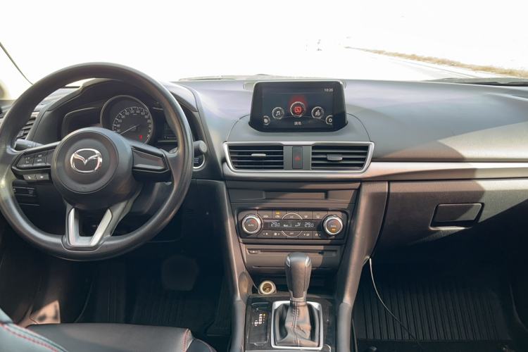 Used Mazda Mazda 3 Axela 2017 Sedan 1.5L Automatic Luxury Model Emission Standard China V
