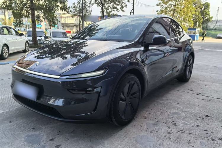 Used Tesla Model Y 2025 Rear-Wheel-Drive Version