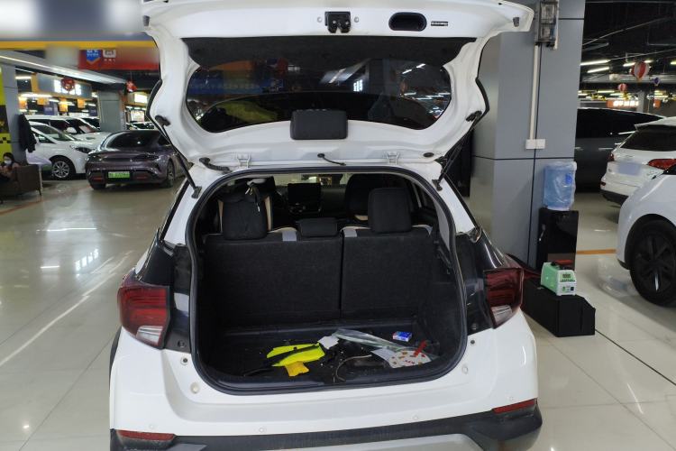 Used Toyota YARiS L 2021 X-Trail 1.5L CVT Leading Edition
