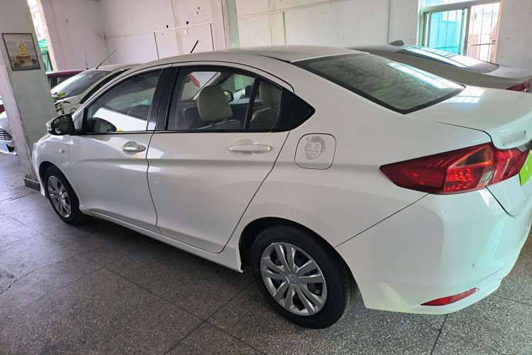 Used Honda City 2015 1.5L CVT Comfort Version
