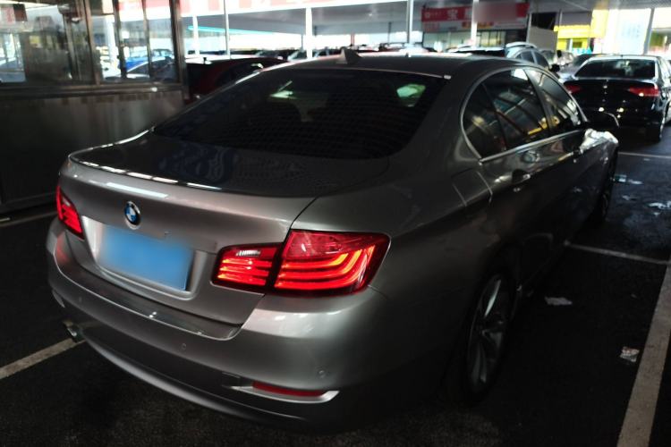 Used BMW 5 Series 2017 525Li Leading Model

