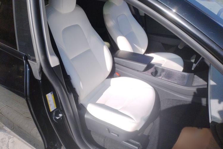 Used Tesla Model Y 2023 Rear-Wheel-Drive Version