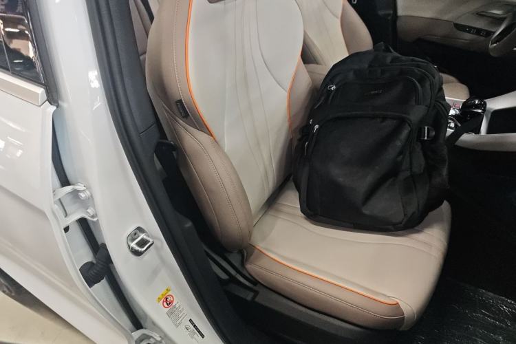 Used BYD Song Pro New Energy 2024 HONOR Edition DM-i 71KM Navigation Model