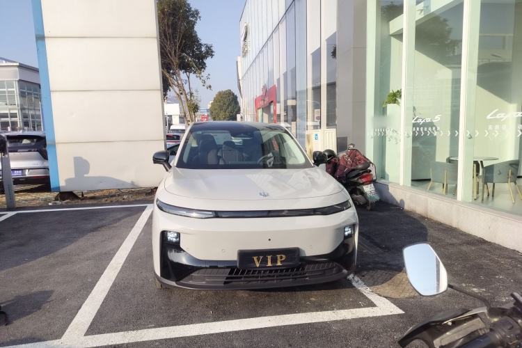 Used Leapmotor B10 2025 510 Joyful Edition
